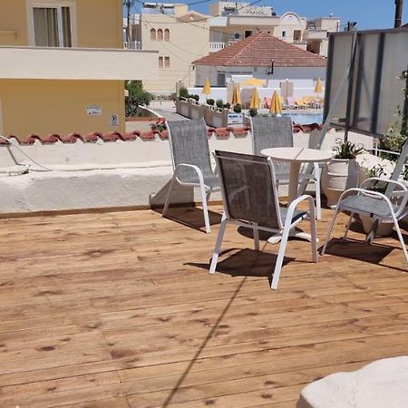 Fifi'S Luxury Apartment Platanés Екстериор снимка