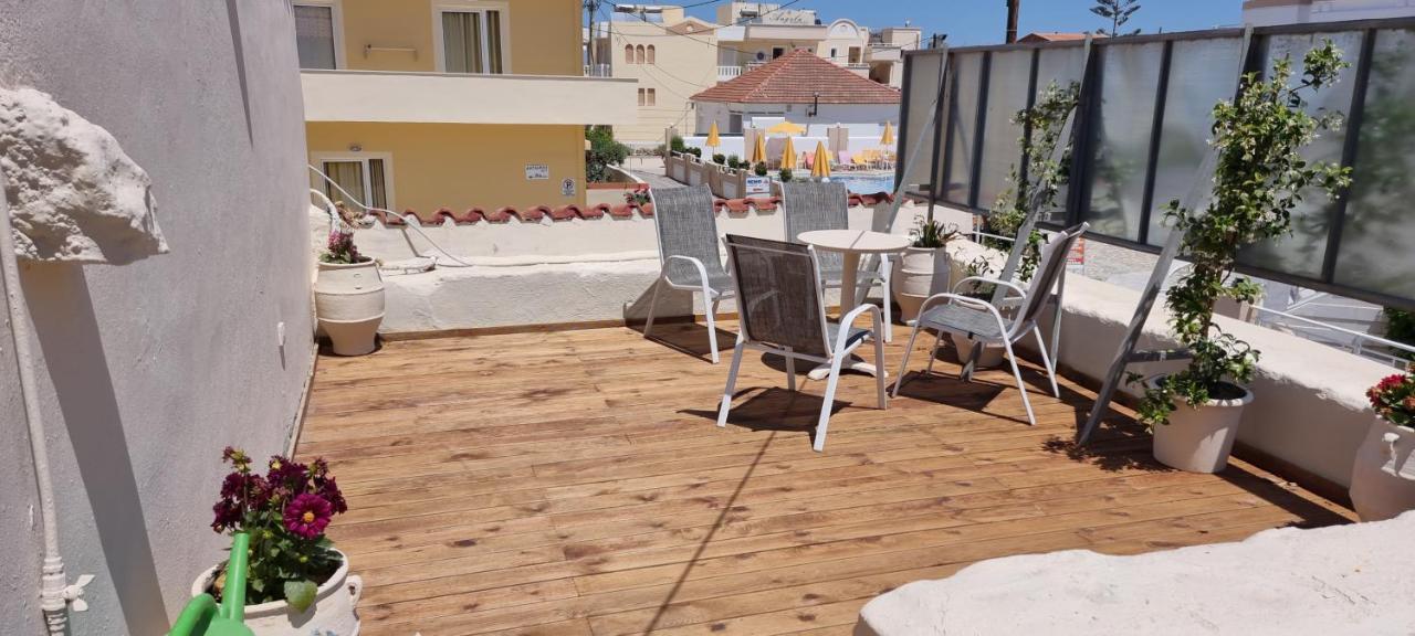 Fifi'S Luxury Apartment Platanés Екстериор снимка